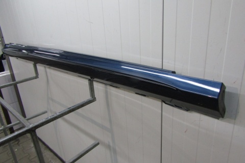 Listwa progowa prawa Mercedes A 177 AMG 45 4.5 18-