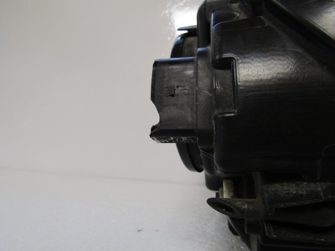 Lampa przód VW Beetle 5C ZWYKŁA 11-19 RH