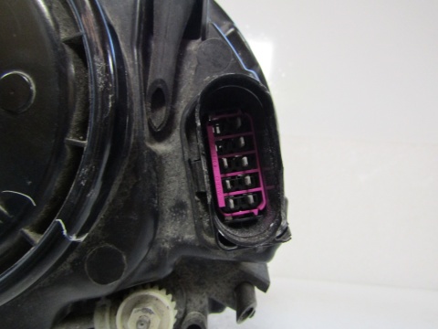 Lampa przód VW Beetle 5C ZWYKŁA 11-19 RH
