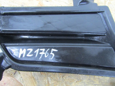 SSANGYONG TIVOLI KRATKA ZDERZAKA PRAWA 8320235100