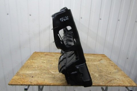 Kierownica powietrza wlot BMW 7 F01 F02 08-