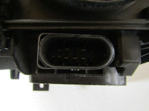 LAMPA PRZÓD MERCEDES CITAN W420 ZWYKŁA 21- RH A4209060100
