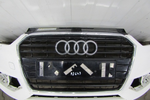 Zderzak przód przedni Audi A1 Lift 8XA 14-18