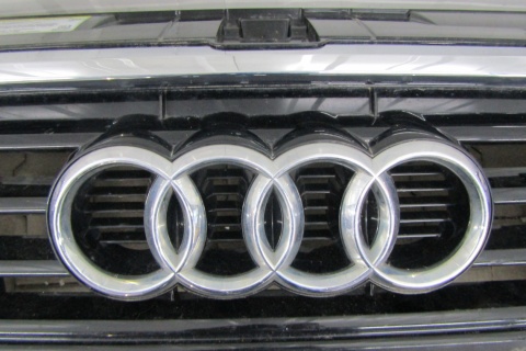 Zderzak przód przedni Audi A1 Lift 8XA 14-18