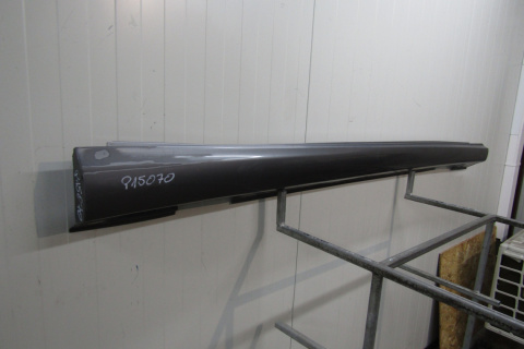 Listwa progowa prawa Mercedes CLA 117 próg 13-19