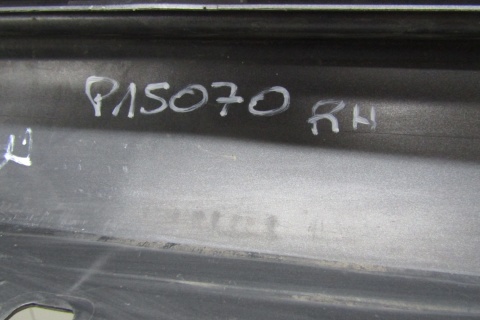 Listwa progowa prawa Mercedes CLA 117 próg 13-19