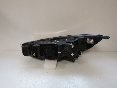LAMPA PRZÓD FORD FOCUS MK4 IV LIFT LED 22- RH