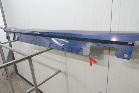 Listwa progowa prawa BMW 1 F40 2 F44 19- próg