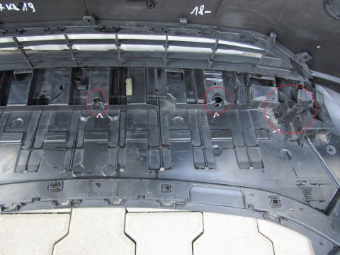 Zderzak przedni Ford Fiesta MK8 VIII Active 18-