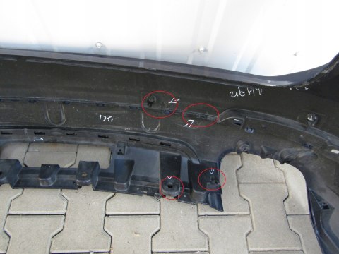 Zderzak tył tylny Maserati Levante 16-19