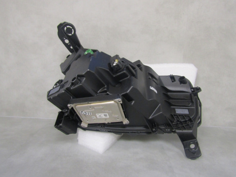 LAMPA PRZÓD JEEP AVENGER LED 23- LH