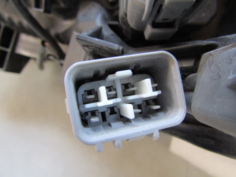 Lampa przód Mitsubishi ASX LIFT ZWYKŁA 12-19 RH 47761336