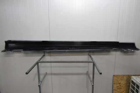 Listwa progowa lewa Mercedes E 212 AMG Lift 12-