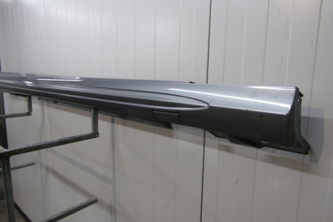 Listwa progowa prawa Mercedes E 212 AMG Lift 12- kombi sedan