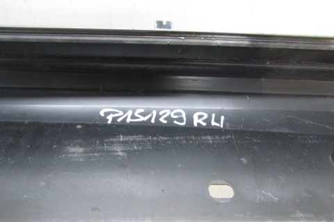Listwa progowa prawa Mercedes E 212 AMG Lift 12- kombi sedan