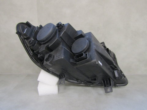 Lampa przód Mercedes Sprinter W910 W907 ZWYKŁA 18- LH A9109060000
