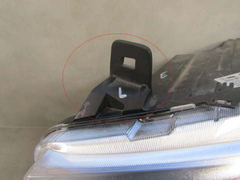 Lampa przód Mercedes Sprinter W910 W907 ZWYKŁA 18- LH A9109060000
