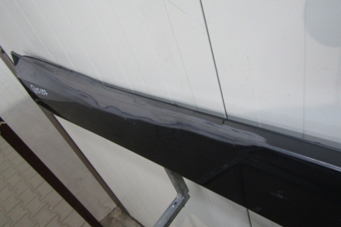 Listwa progowa prawa BMW 1 F20 próg 5D 11-19