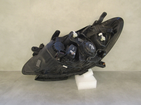 Lampa przód Opel Mokka A ZWYKŁA 12-16 RH 95095497