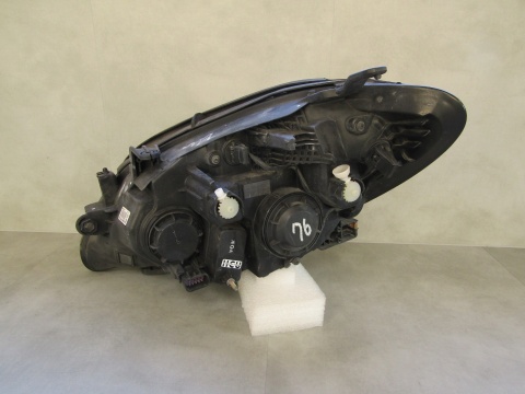 Lampa przód Opel Mokka A ZWYKŁA 12-16 RH 95095497