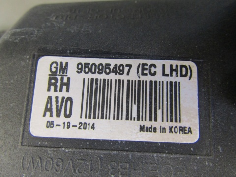 Lampa przód Opel Mokka A ZWYKŁA 12-16 RH 95095497