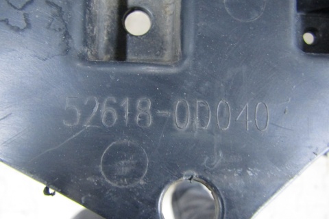 OSŁONA PŁYTA POD ZDERZAK PRZÓD TOYOTA YARIS III 3 108063A0