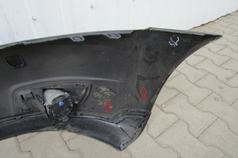 Zderzak przód przedni Volvo V50 Lift 07-12 (LED)