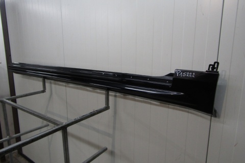 Listwa progowa prawa Volvo XC90 II 18- lift XC 90