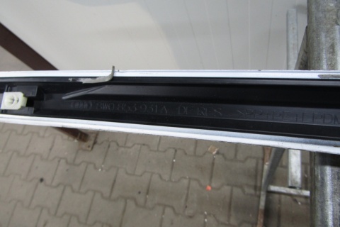 Listwa progowa lewa Audi A4 B9 8W0 S-Line 19- Lift kombi sedan