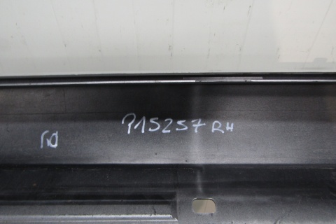 Listwa progowa prawa Mercedes CLA 117 próg 13-19