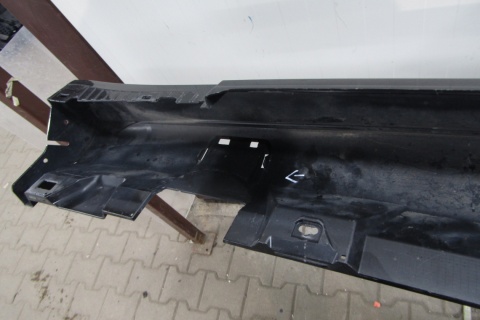 Listwa progowa prawa Mercedes C 257 CLS AMG 18-