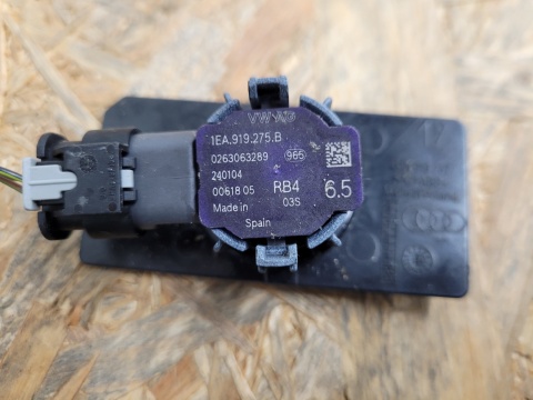 Instalacja wiązka PDC kamerka lusterka Audi Q8 4MN