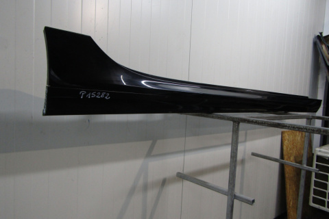 Listwa progowa prawa BMW 2 F44 M Pakiet 19-
