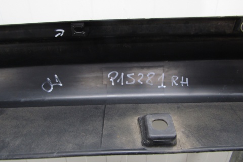 Listwa progowa prawa Suzuki Vitara II 2 próg 15-