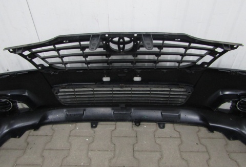 Zderzak przód Toyota Hilux 7 VII Lift 11-15