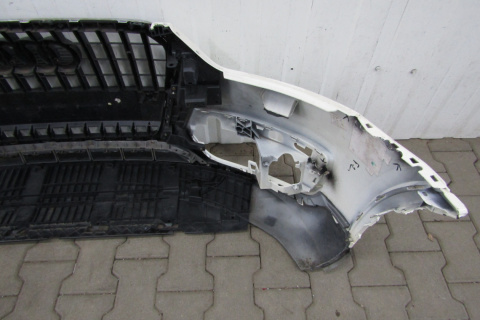 Zderzak przód przedni Audi Q3 8U0 11-14