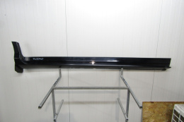 Listwa progowa prawa Ford Kuga MK2 Titanium ST 12-19