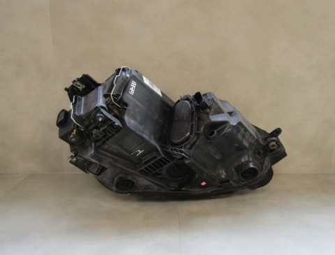 LAMPA PRZÓD VW SPORTSVAN LIFT ZWYKŁA 18-20 LH 517941005D