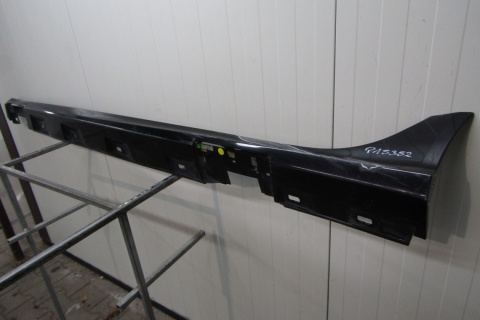 Listwa progowa lewa Audi RS6 4G0 13- RS-6 C7 A6 RS