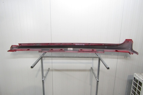 Listwa progowa prawa Toyota Yaris 4 IV 20- Mazda 2 22- Hybrid