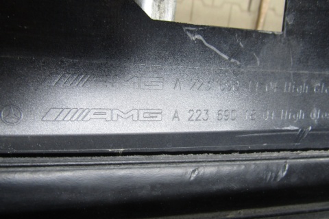 Listwa progowa prawa Mercedes S klasa W 223 krótka AMG 20-