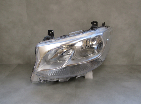 Lampa przód Mercedes Sprinter W910 W907 ZWYKŁA 18- LH A9109060000