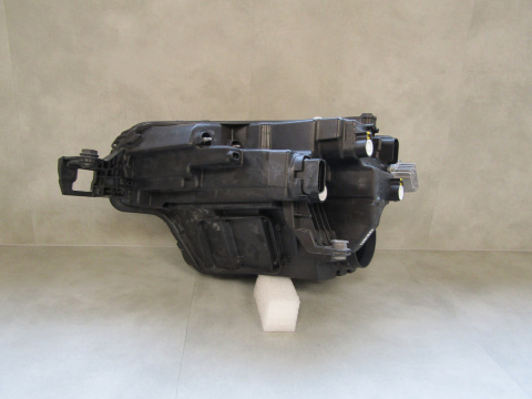 Lampa przód Skoda Karoq Lift LED 21- RH 57B941010