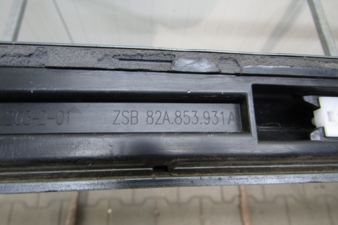 Listwa progowa lewa Audi A1 S line 82A 17- S1