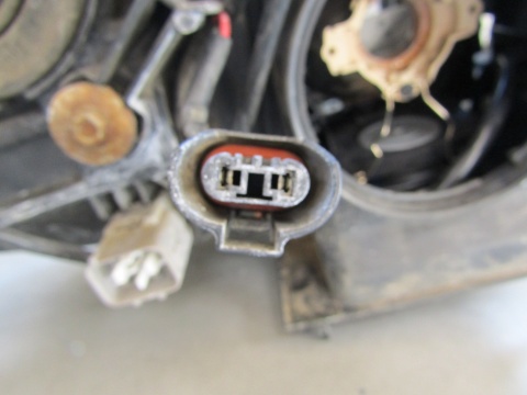 LAMPA PRZÓD TOYOTA LAND CRUISER KSENON SKRĘTNY J150 150 LH 09-17