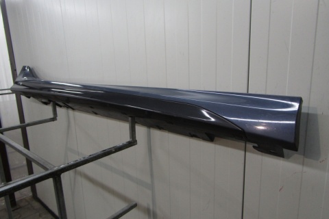 Listwa progowa prawa BMW 2 F44 M Pakiet 19-