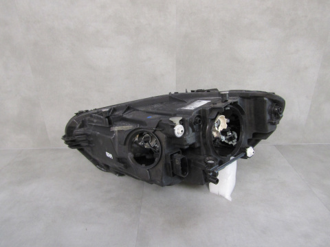 LAMPA PRZÓD MERCEDES CLA W118 ZWYKŁA RH 19-23 A1189062000