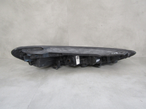 Lampa przód Hyundai Kona 1 I LED DRL 17-21 LH 92207 J9000
