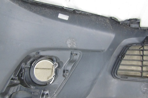 Zderzak przód przedni Toyota Hilux 8 VIII 15-18