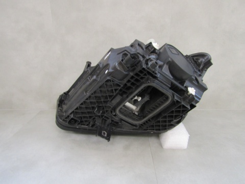 LAMPA PRZÓD MERCEDES B KLASA W247 LED LIFT PERFORMANCE RH 22- A2479061004